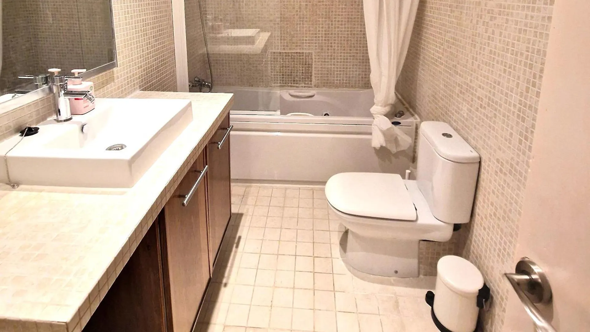 Apartamentosbiamar Cambrils Apartman